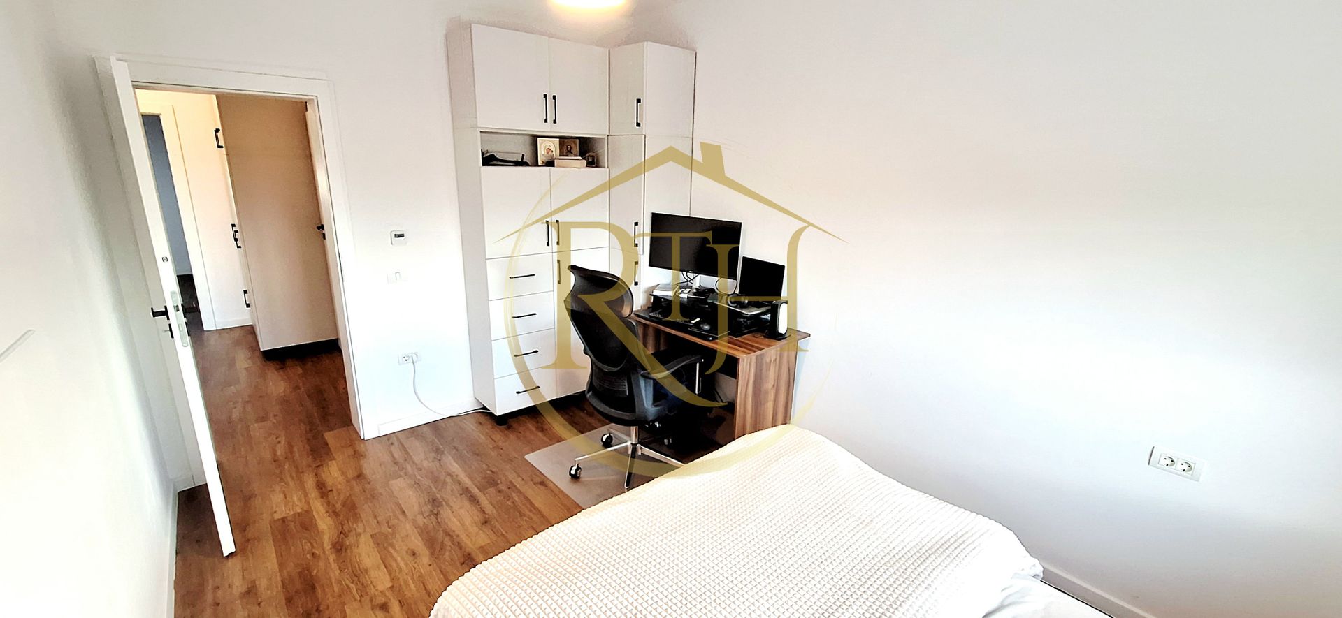 Oferim spre vanzare Casa tip Duplex, situata in Giroc in apropiere de DAF - Poză 12