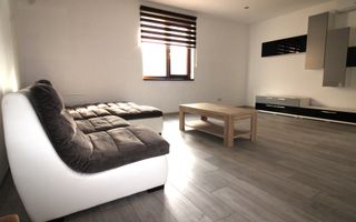 3 camere, 2 bai, la 10 minute de Spitalul judetean, centrala proprie - Poză 1