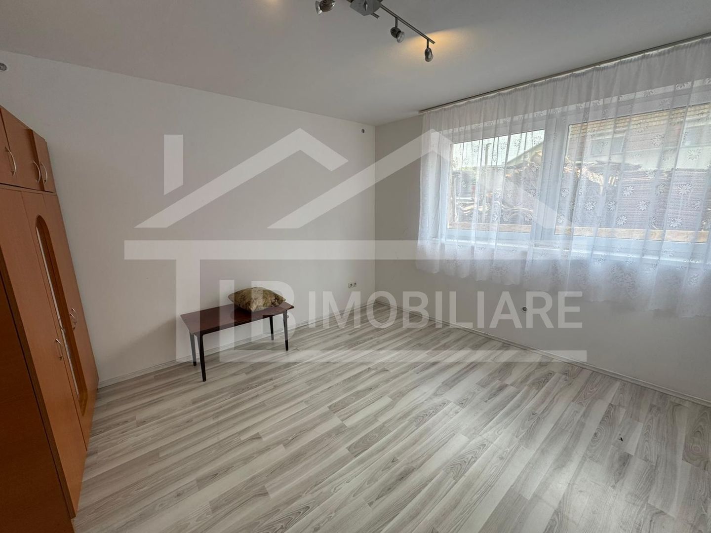 Casa cu 2 camere, 52mp, petfriendly, Zona 7 Noiembrie - Poză 5