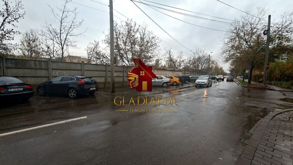 Apartament 3 camere, decomandat, Alexandru cel Bun, et 8 din 10, liber - Poză 8