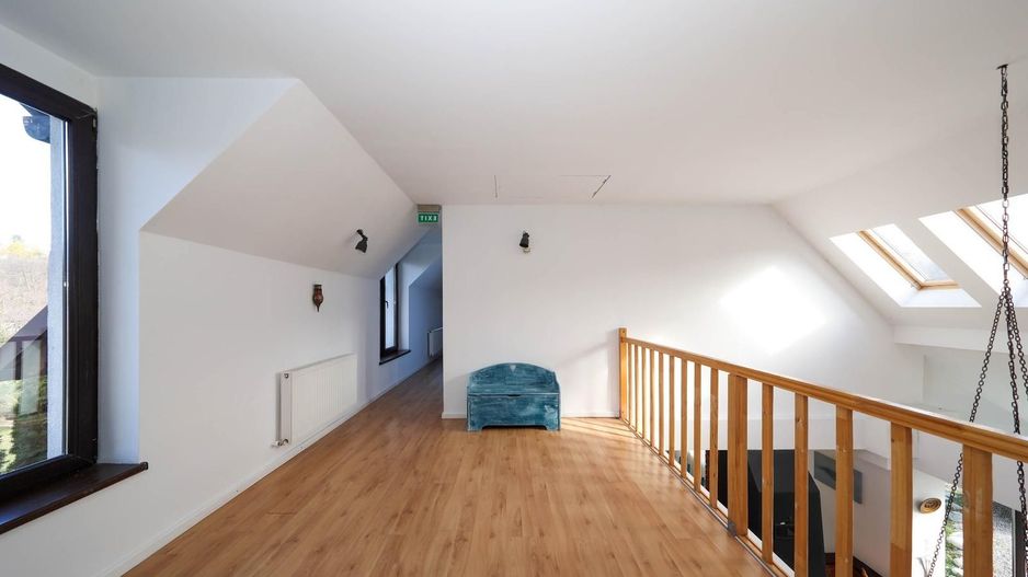 Vilă spațioasă de vânzare în Predeluț, Bran | 2000mp - Poză 34