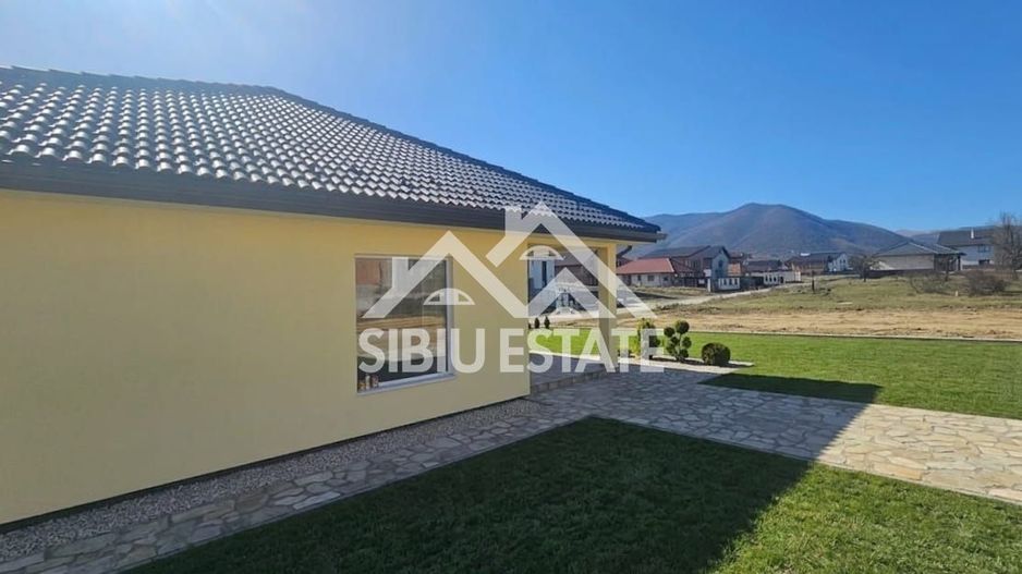 Casa noua 4 camere, 2 bai, pe un singur nivel - Poză 9