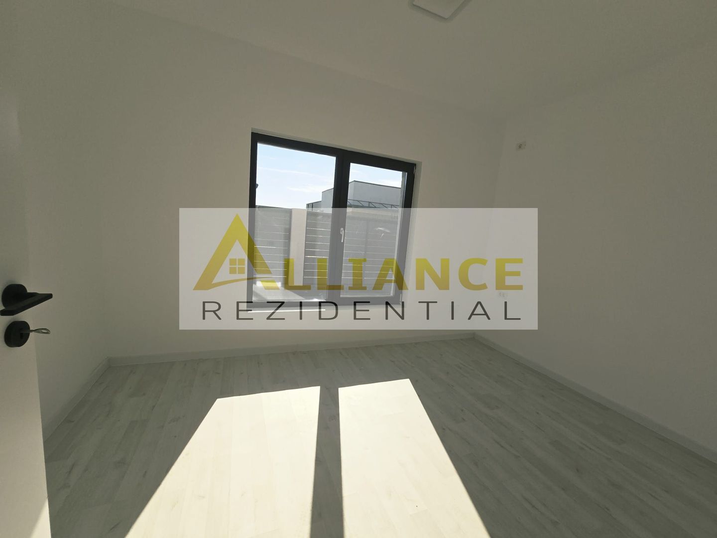 Casa parter-4 camere- 2 bai- beci-pod- cartierul nou - Poză 11