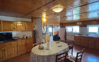 Casa cu teren și grădina zona Bogdanestilor - Poză 11