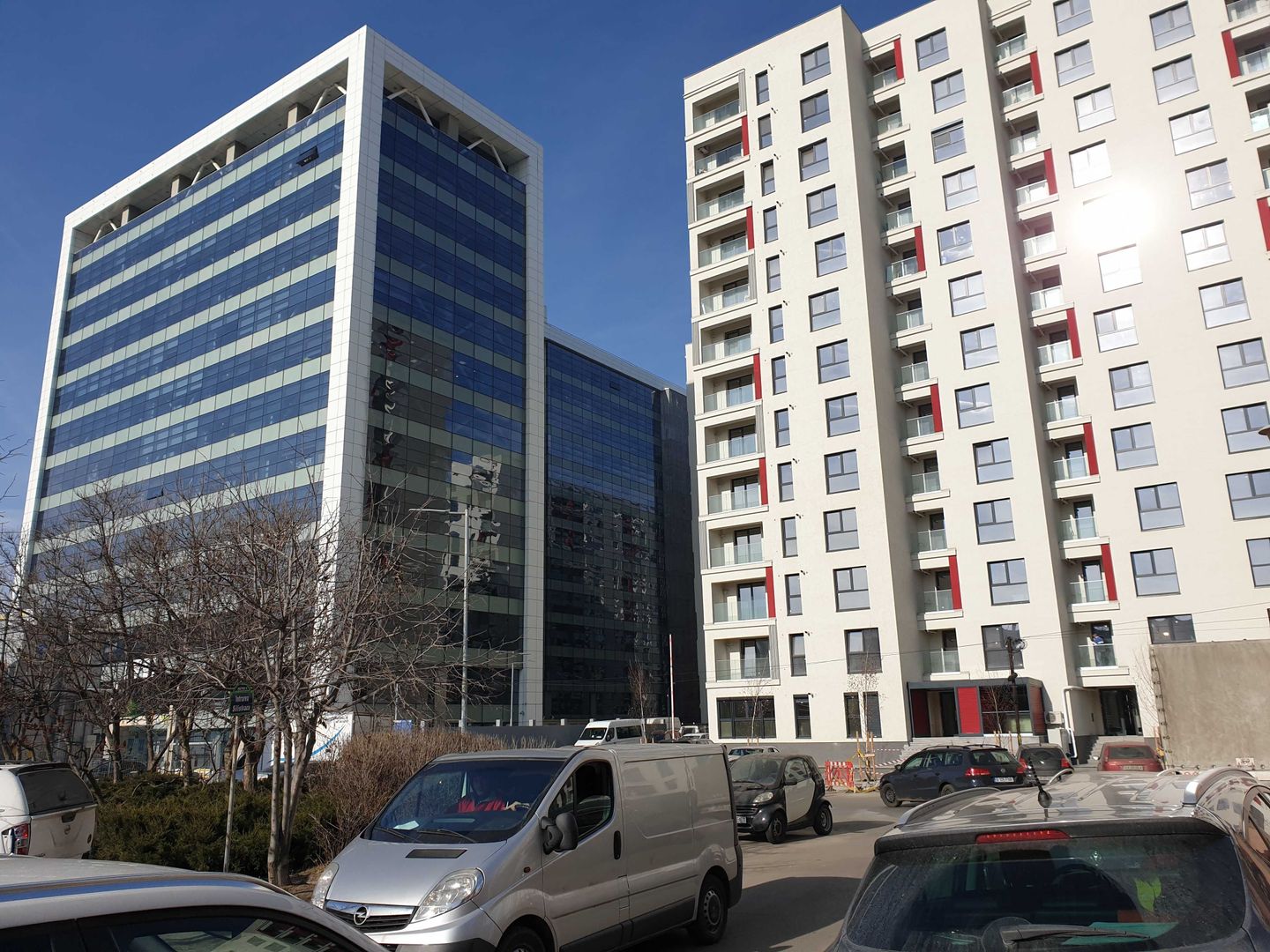 Apartament 3 camere nemobilat Plaza Rezidence - Poză 2