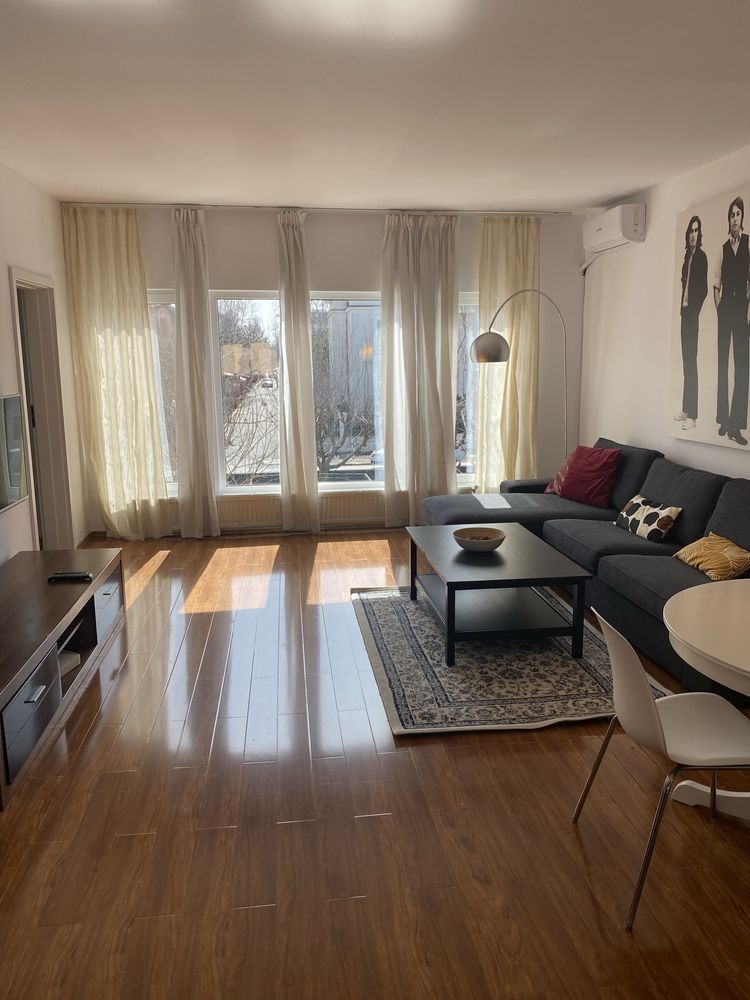 Apartament 4 camere - Poză 1