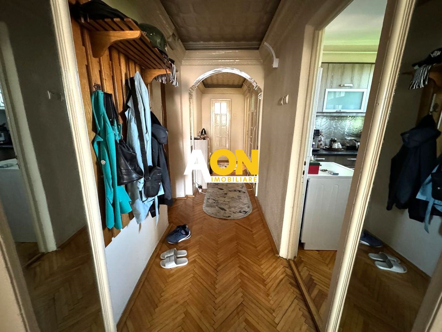De vanzare apartament 3 camere, Cetate, zona B-dul Transilvaniei - Poză 11