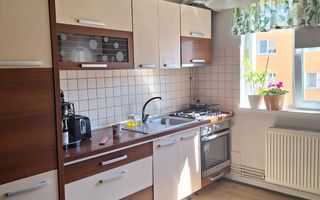 Apartament 3 camere decomandate si parcare Grigore Alexandrescu Manastur - Poză 1