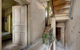 Ultracentral - zona Polona - 3 camere cu dependinte si GARAJ propriu - Poză 8