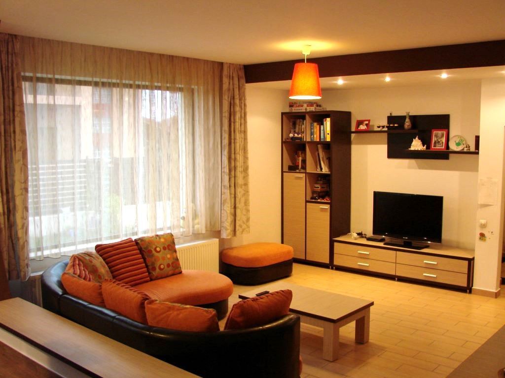 Vanzare vila individuala | 6 camere | Otopeni | Panouri solare - Poză 1