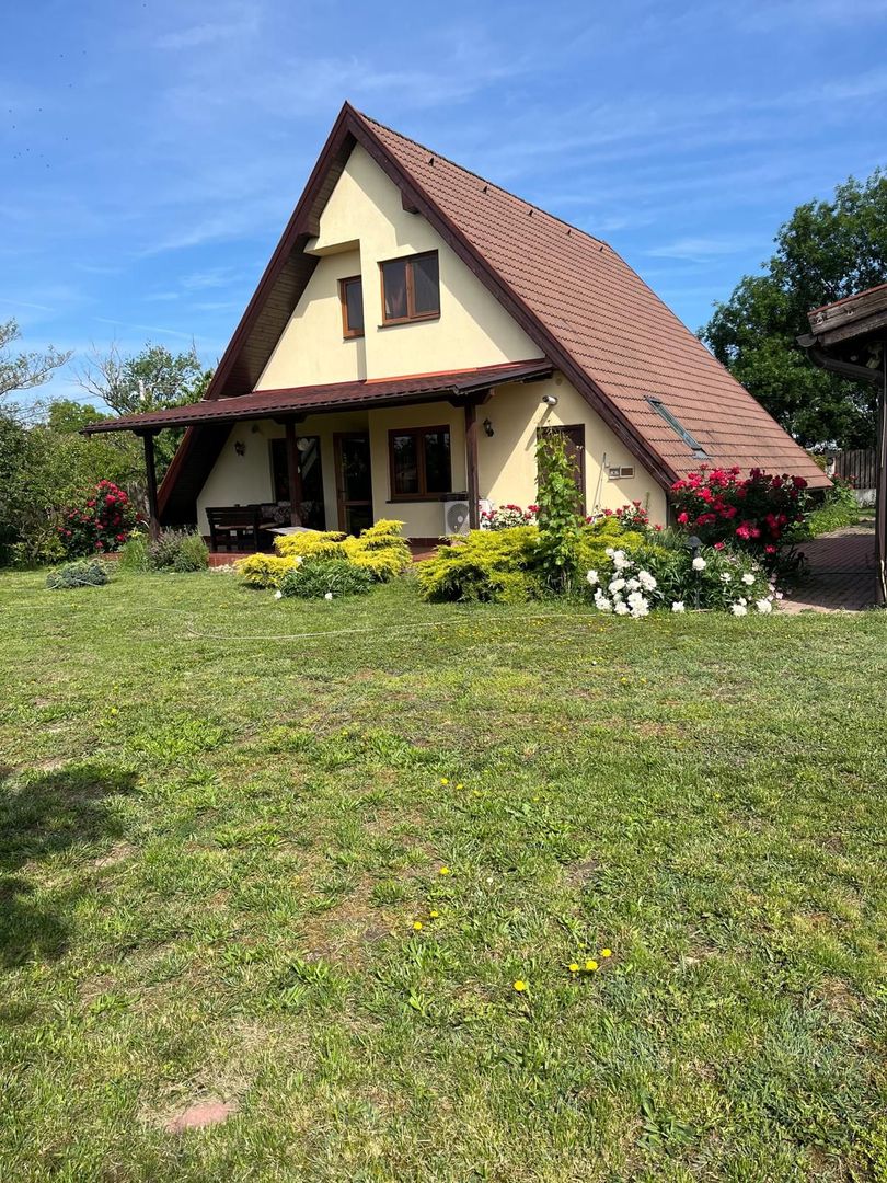 Casă elegantă, spațioasă, ideală pentru familie – Sanmihaiu Roman - Poză 30