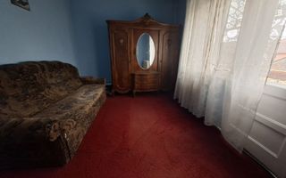 BRASADAS vinde apartament cu 3 camere la etaj in casă - Poză 4
