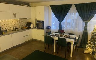 Apartament cu 3 camere, curte privată și parcare inclusă! - Poză 2