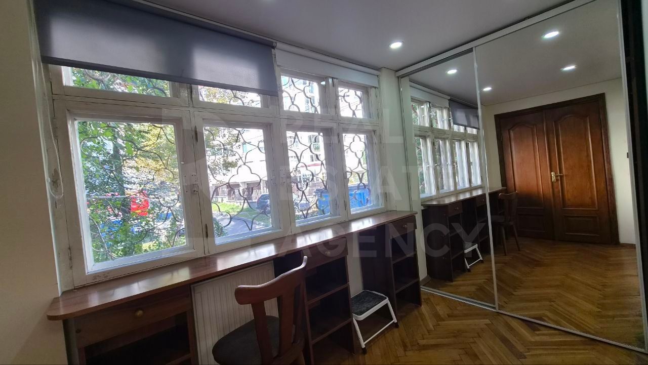 Chirie, apartament, 3 camere, Bd. Constantin Negruzzi, Centru - Poză 8