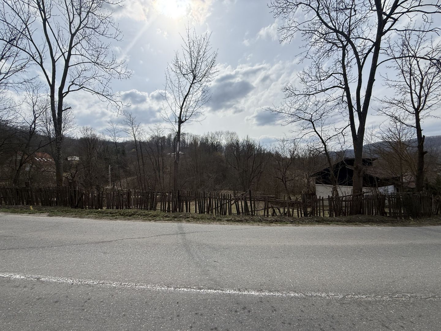 Teren intravilan la asfalt 2100 mp deschidere 21 mp la asfalt! - Poză 5