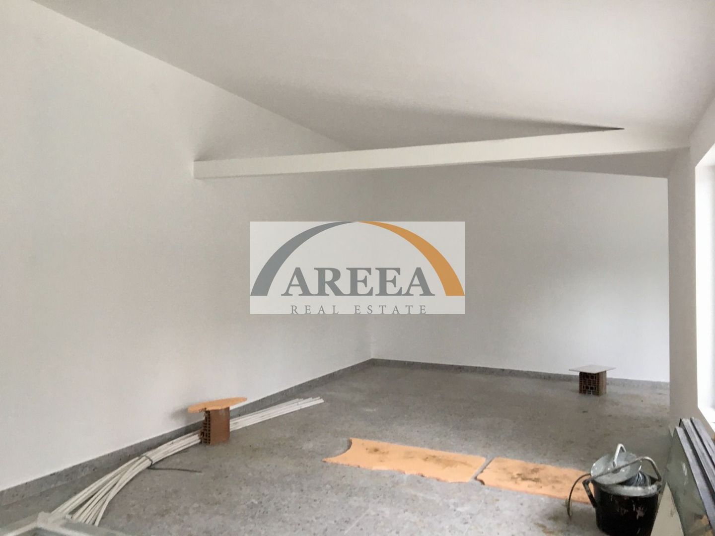 DE INCHIRIAT - spatiu comercial INTERSECTIE PIATA SUDULUi - Poză 10