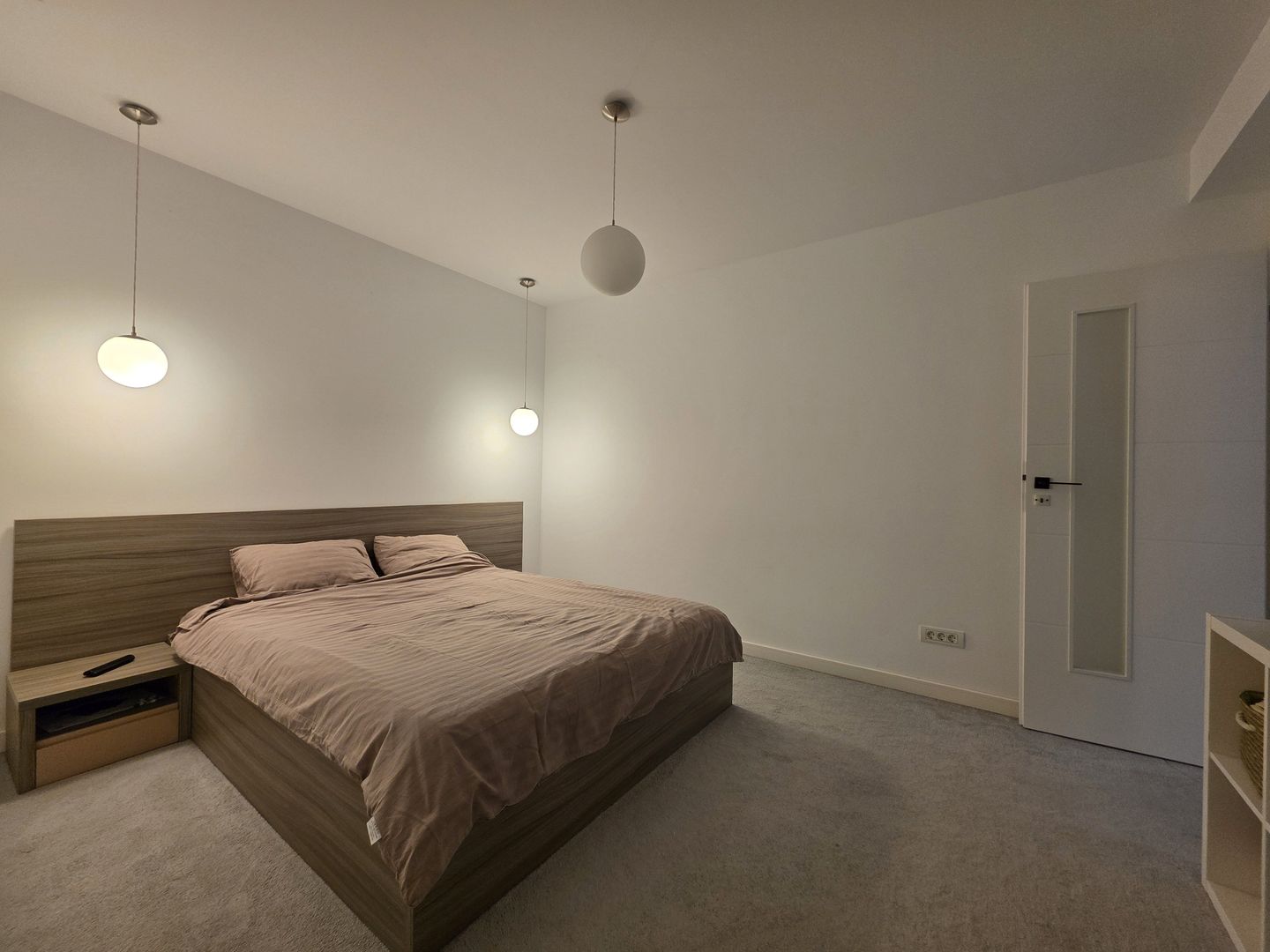 Casă de vânzare mobilata complet 6 camere, 325 mp construiți Aviației - Poză 11