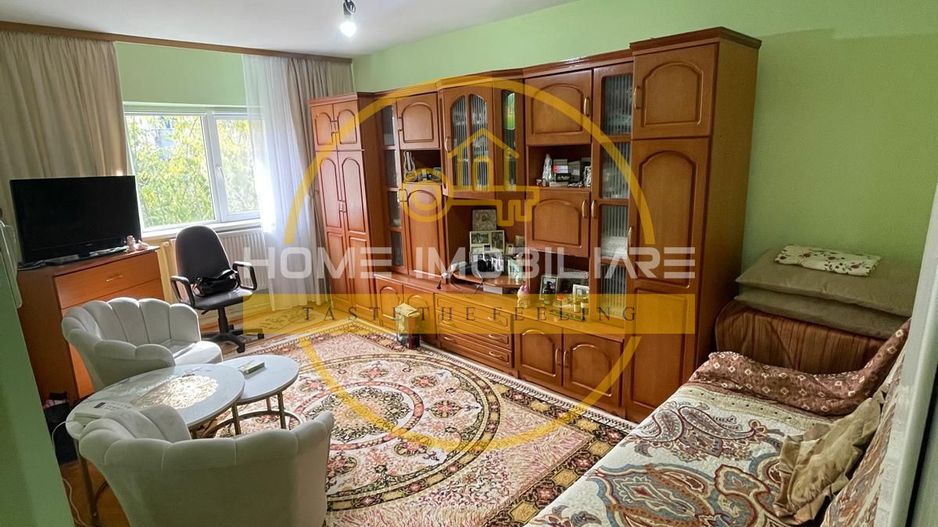 LIDL Nicolina Apartament 2 Camere Decomandat Bloc 1983 - Poză 1