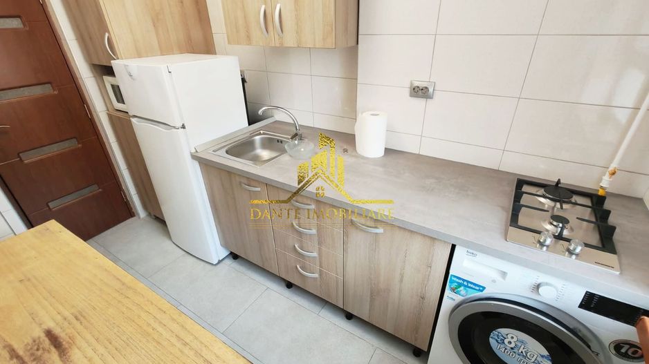 2 camere, mobilat modern, parcare, Central, Traian Mosoiu - Poză 5