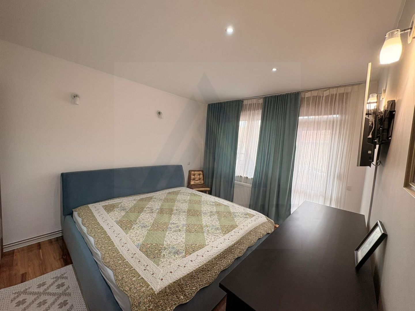 Casă versatila intretinuta 143 mp utili 5 camere 3 bai pivnita Lazaret - Poză 10