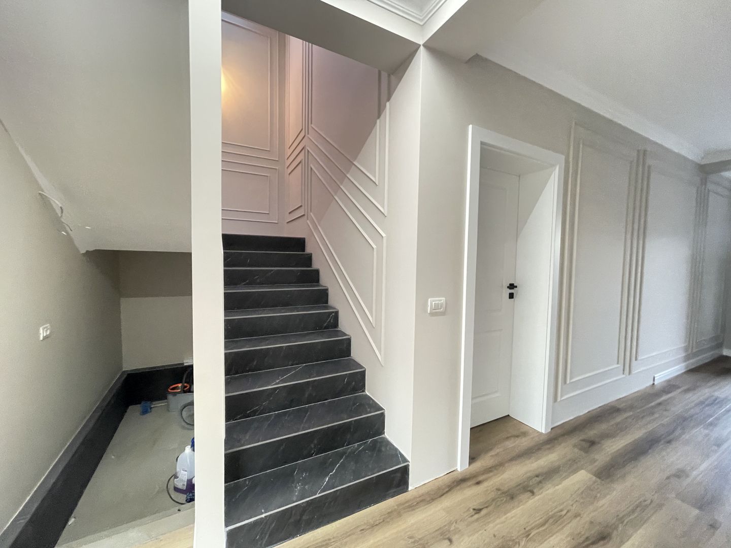 Proprietate premium,finisaje moderne,zona Ronat-Mehala - Poză 2