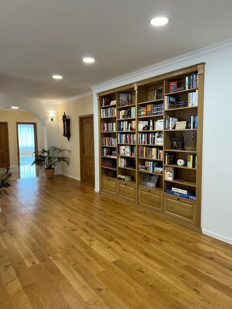 Casa 5 camere,477 mp,1077 mp teren, zona Cornisa,0%comision - Poză 12