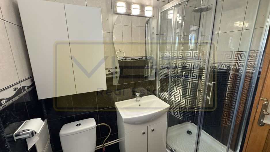 Apartament 4 camere decomandat Nicolina - Catedrala Catolica - Poză 8