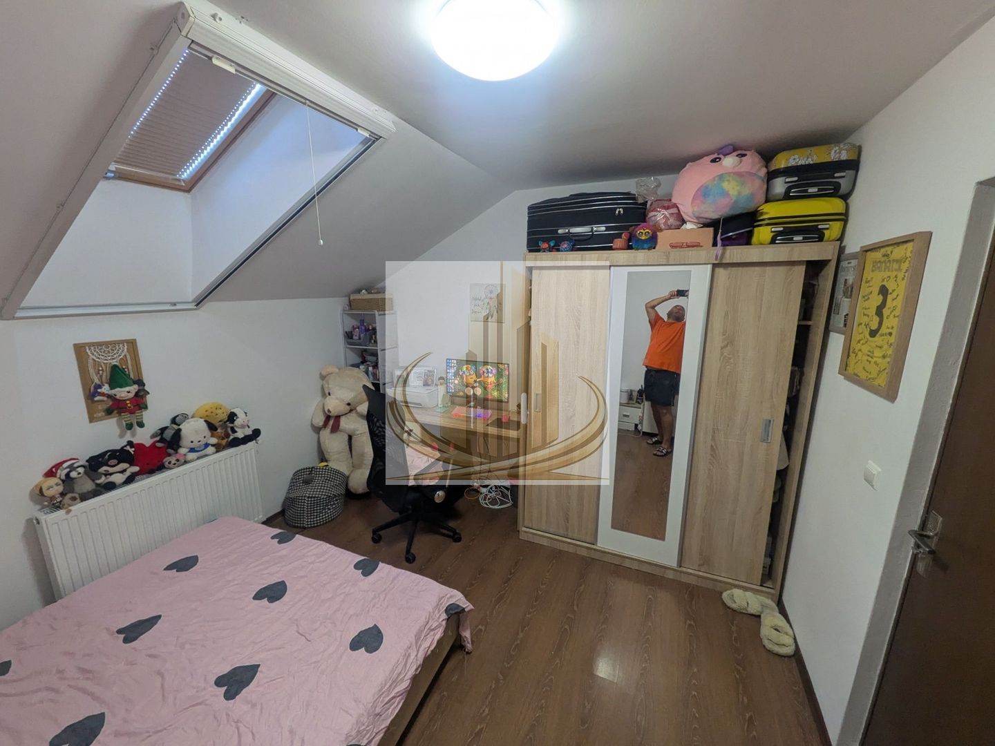 : apartament  de vanzare 3 camere, zona Modern - Poză 3