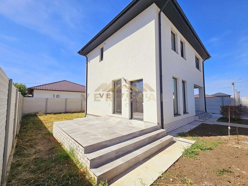 De vanzare casa 4 camere in comuna Berceni - Poză 4