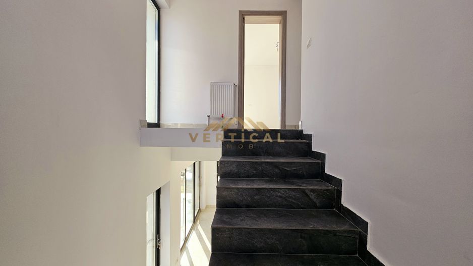 Vila 5 camere in comuna Berceni - Poză 9