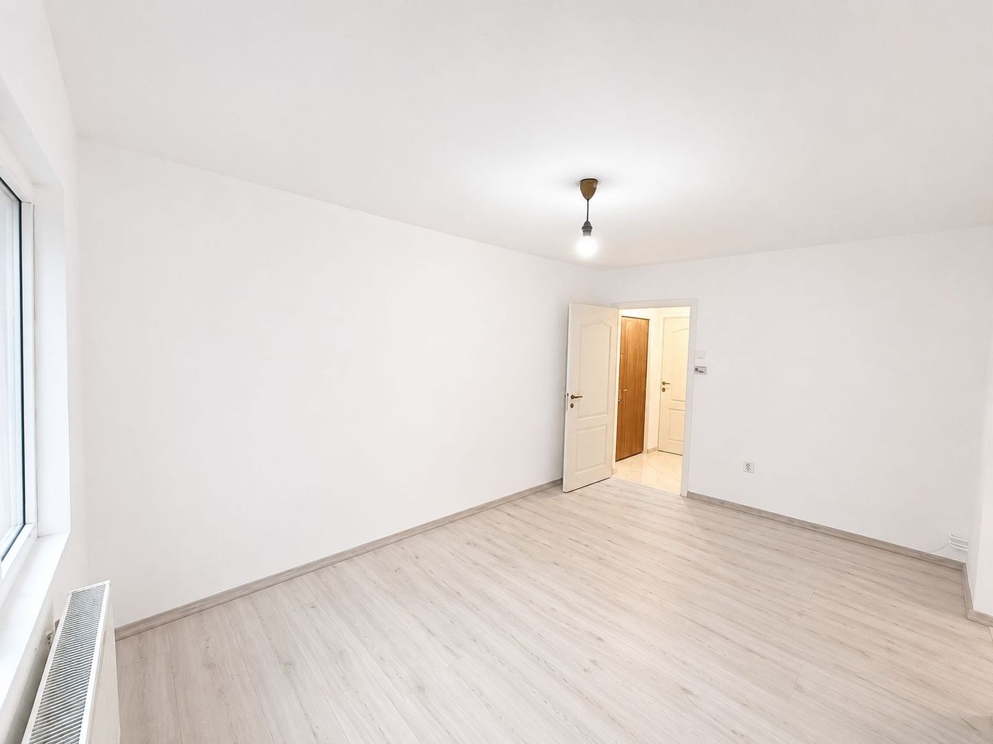 Calea Șagului | 2 camere | Renovat complet 2026 | Centrală proprie | Parter - Poză 1