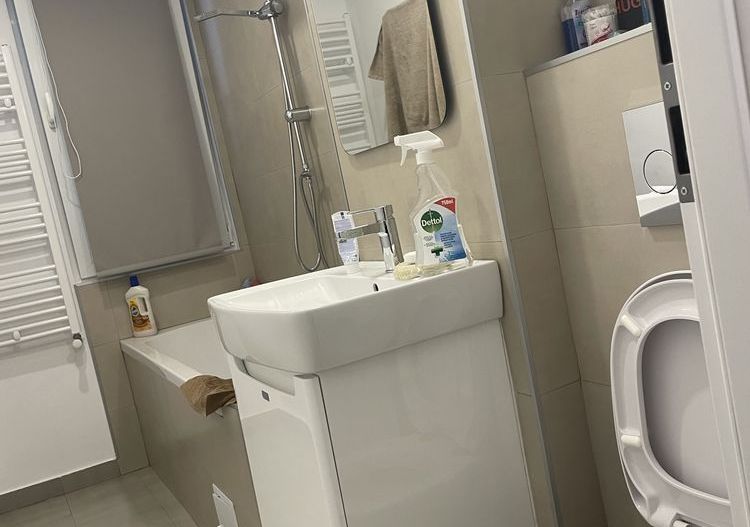 Vanzare Garsonieră decomandată, etaj 4/4, centrală proprie nouă – Drumul Taberei - Poză 4