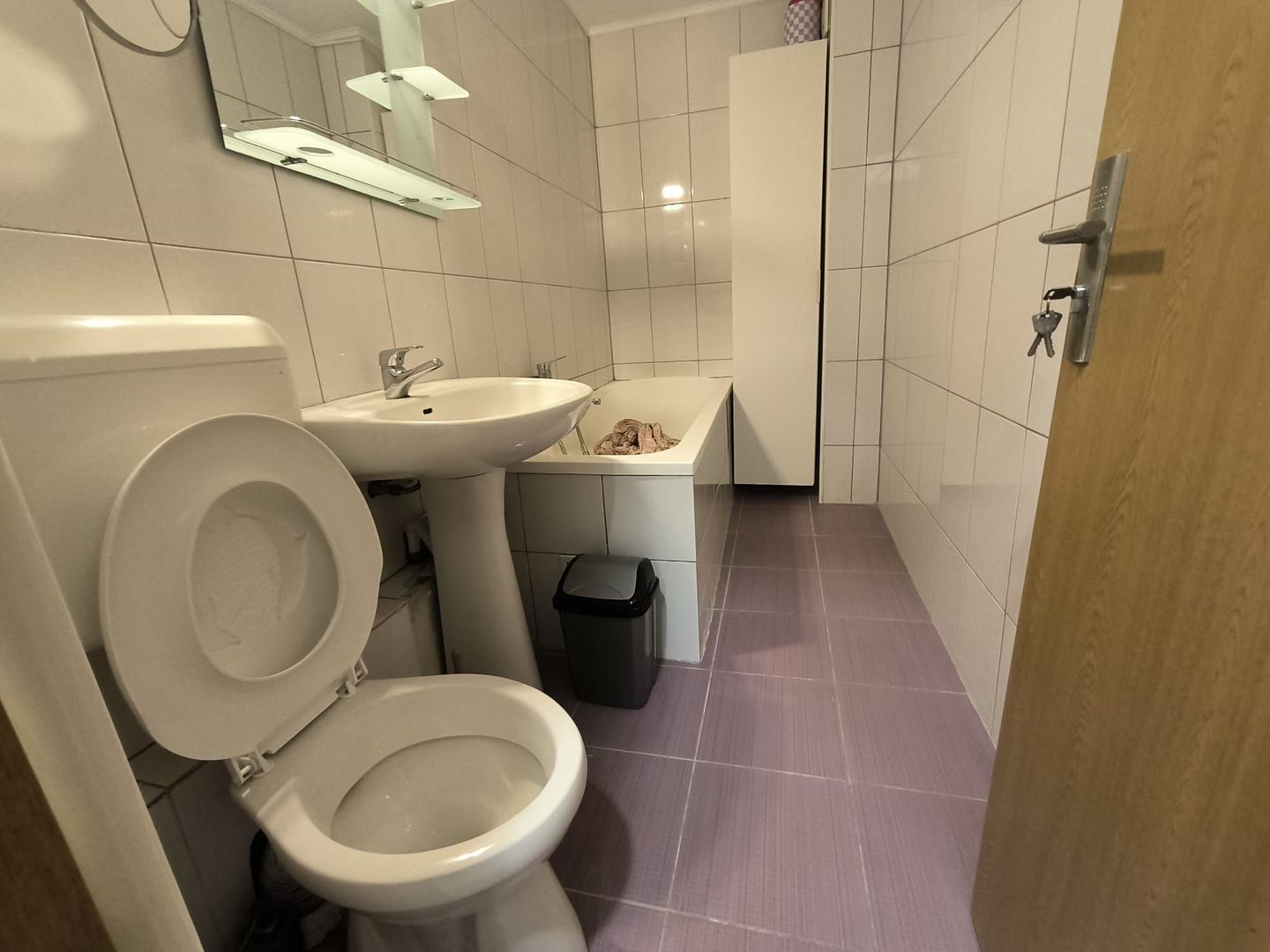 Apartament decomandat Eroii Revolutiei - Poză 9