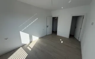 Casa individuala. 172 mp utili. Garaj. Disponibila imediat - Poză 34