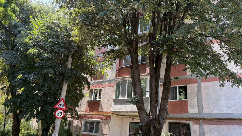 OCAZIE! Vând apartament in Timisoara, foarte bine poziționat - Poză 1