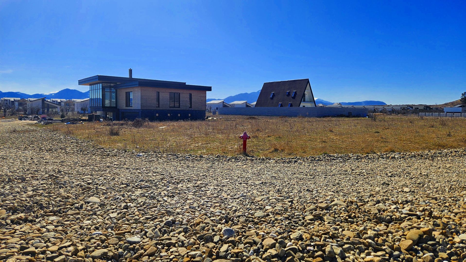 Sanpetru-Teren deosebit 760 mp – zona Dealul Lempeș, utilități, proiect casa - Poză 1