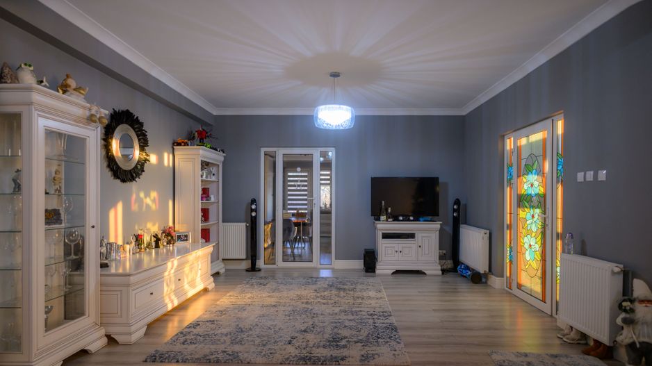 Vila superba | Teren 2300mp | Dealul cu tei | Aninoasa | Doicesti - Poză 21