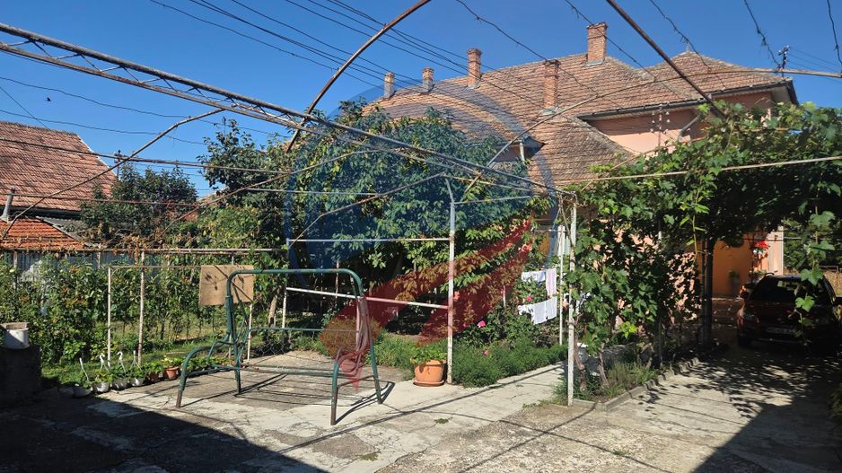 Casă tip duplex de vânzare – 217 mp, teren 897 mp, zona centrală Luduș - Poză 23
