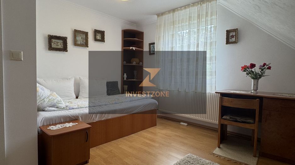 Casa spațioasă în Oradea str Izvorului - Poză 11