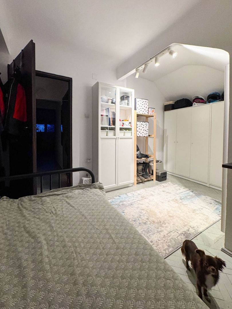 Apartament 2 camere - Domenii, etaj 2/2, centrala noua, curte, boxă, pod. - Poză 4