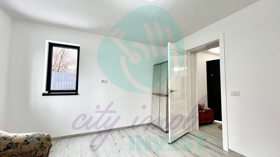 Două corpuri de casă | Birouri / Locuire | Curte 189mp| Șoseaua Alexandriei - Poză 6