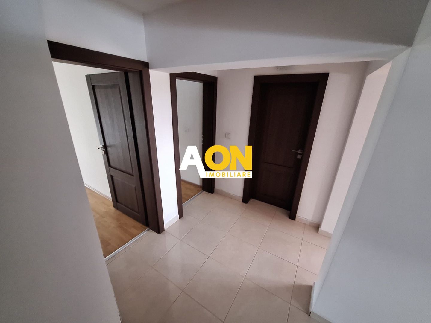 Apartament 3 camere, 75 mp utili + garaj 22 mp. cartier Orhideea - Poză 14