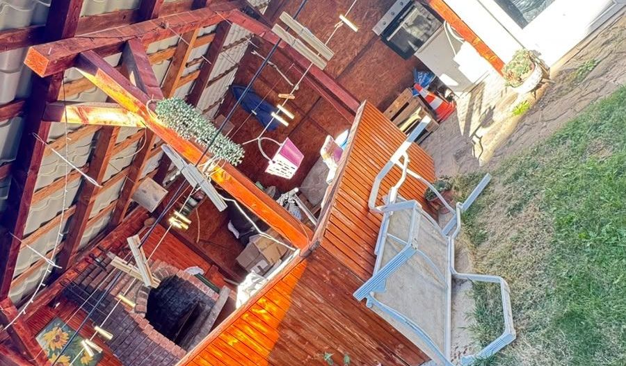 🏡 CASĂ DE VÂNZARE ÎNTR-O ZONĂ BUNĂ – CONFORT, SPAȚIU ȘI POSIBILITATE - Poză 14