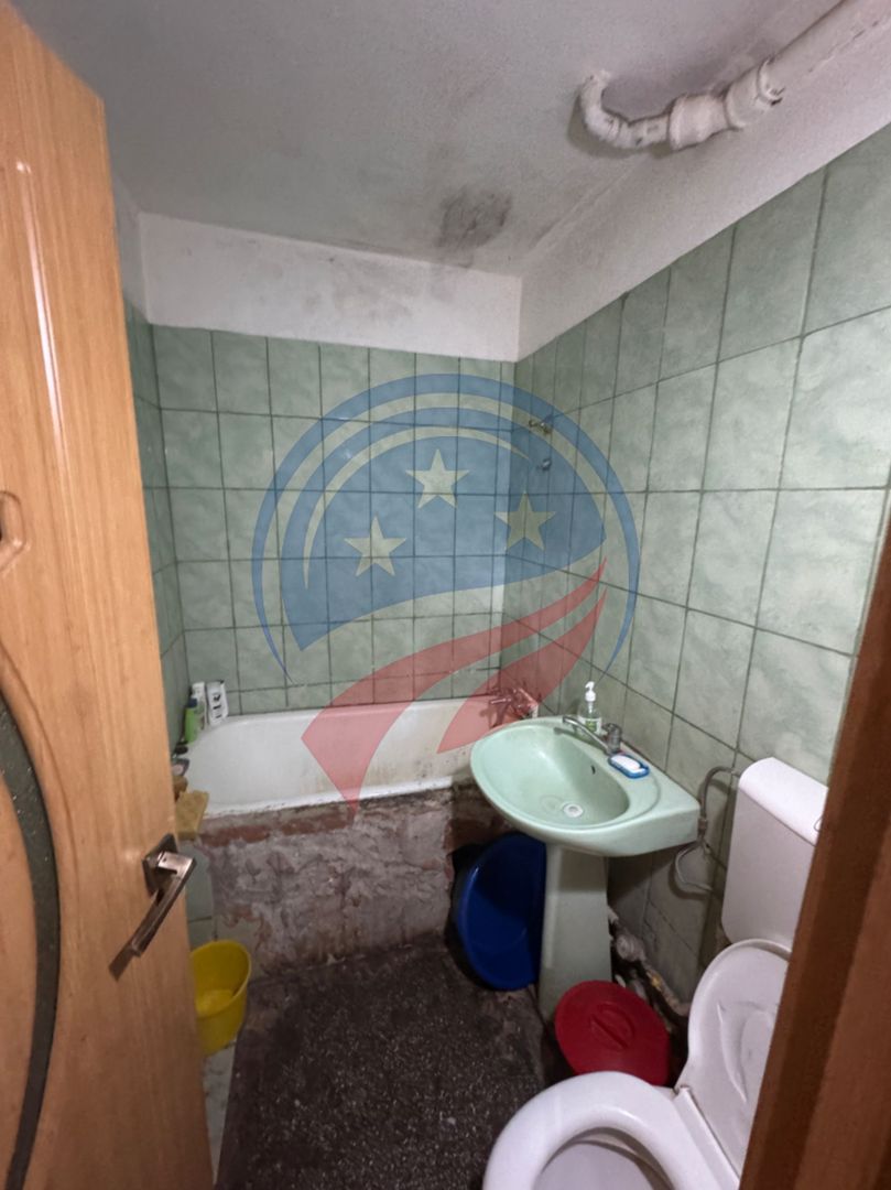 Apartament 3 camere Caldea Bucuresti-Rotonda-de renovat - Poză 3