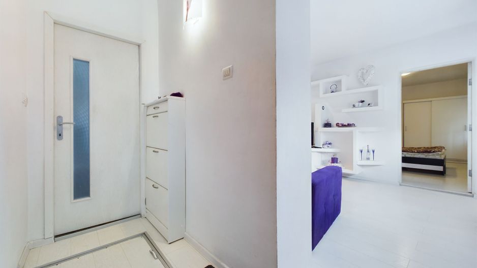 Casă cochetă pe strada Făt Frumos. - Poză 11