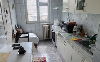 Apartamentn 3 camere zona Giurgiului - Poză 3