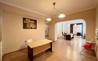 Apartament elegant cu 3 camere și cameră de serviciu | Ultracentral - Poză 1