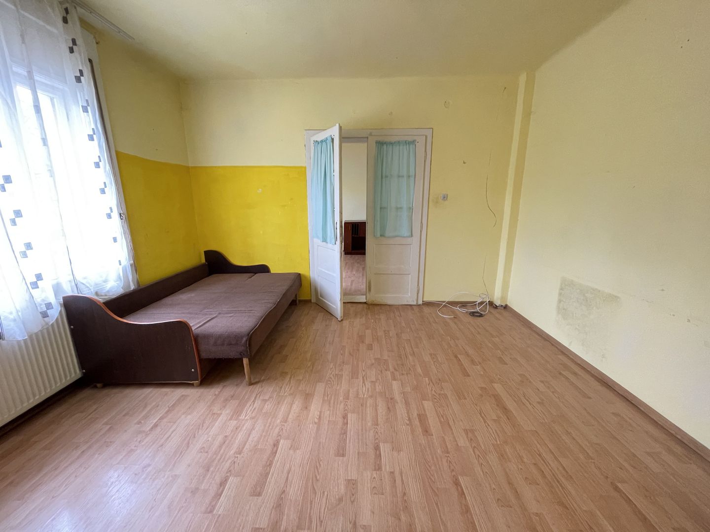 CASA CU TEREN MARE IN ZONA MEHALA - Poză 6