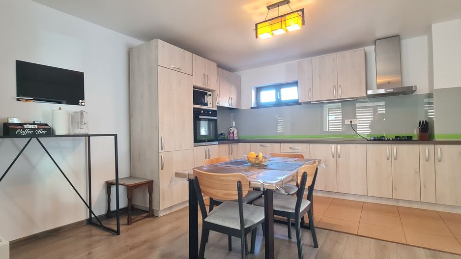 Casa individuala 3 camere mobilata utilata Tarlungeni - Poză 2