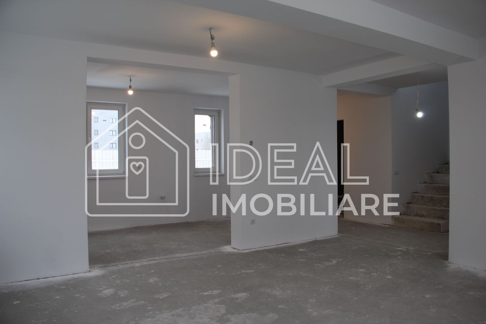 Casa Deosebita langa Padurea Dumbrava- Comision 0% - Poză 4